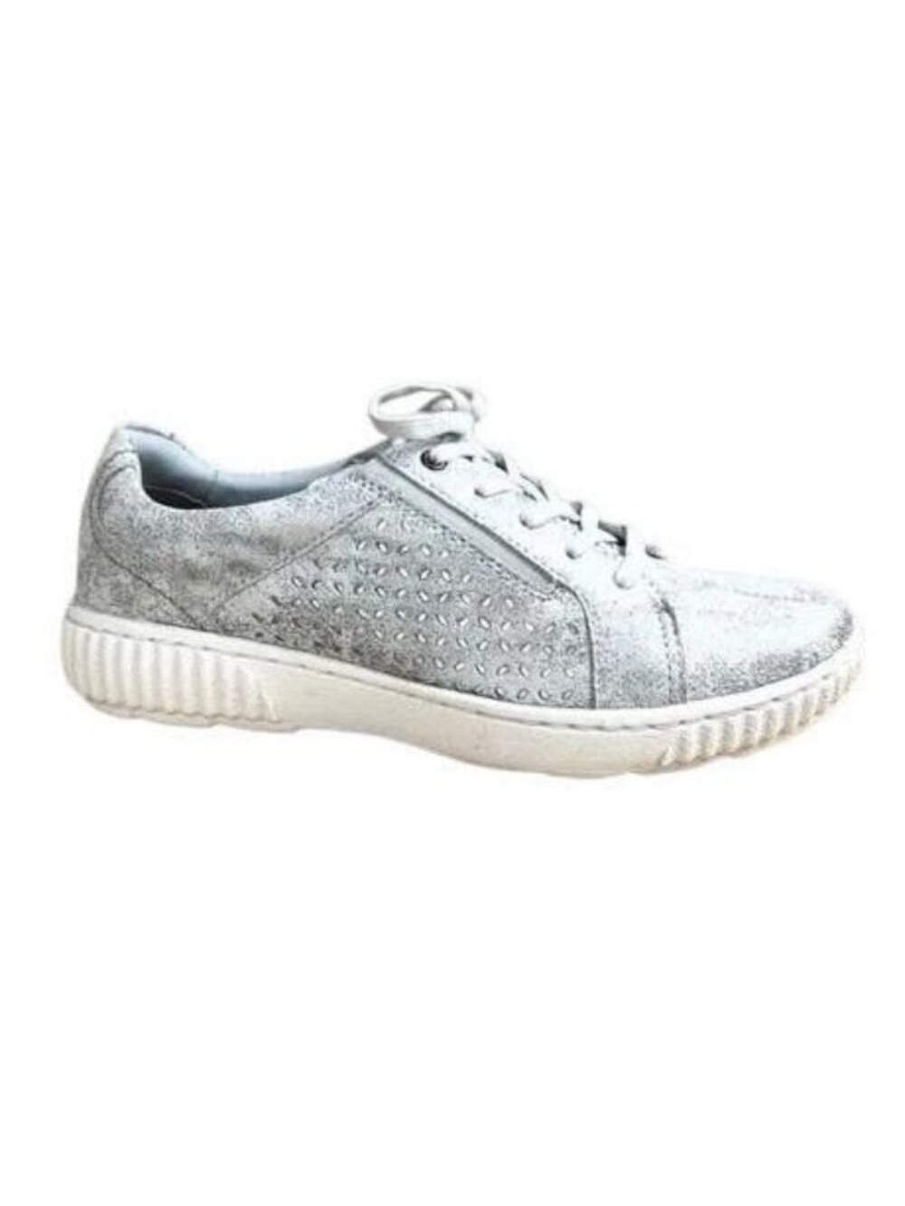 Clarks  Women's Caroline Ella Sneaker  Silver Metalic   Women Size 6.5 M  NEW
